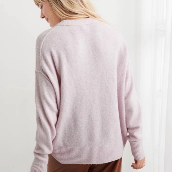 Aerie Unreal Sweater in Lavender Dawn Size S Oversized Drop-Shoulder Cozy Comfy - Picture 2 of 10